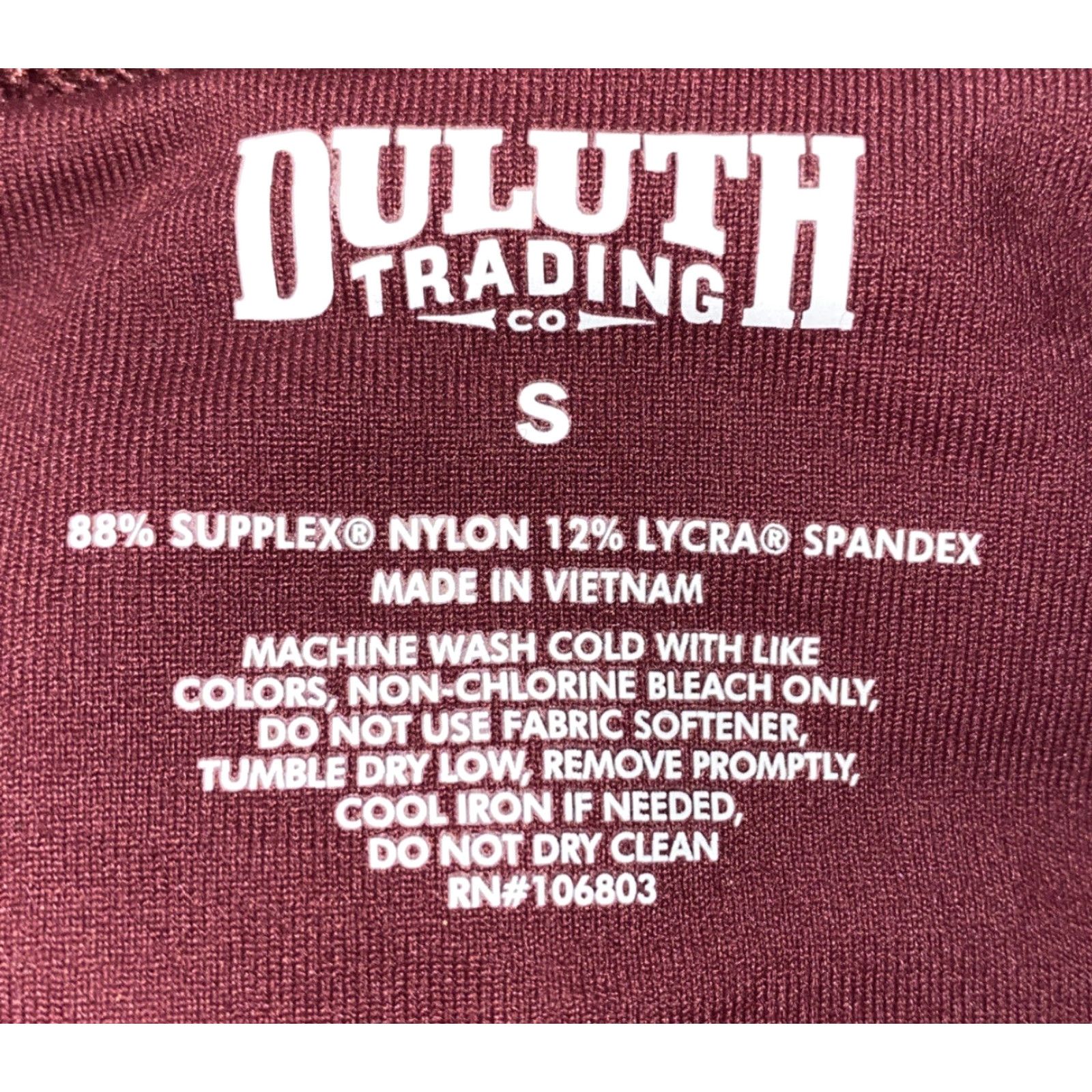 CO Duluth Men's Hoodie Vest Small Maroon Nylon Spandex Casual Sleeveless Jacket Size US S / EU 44-46 / 1 - 5 Thumbnail