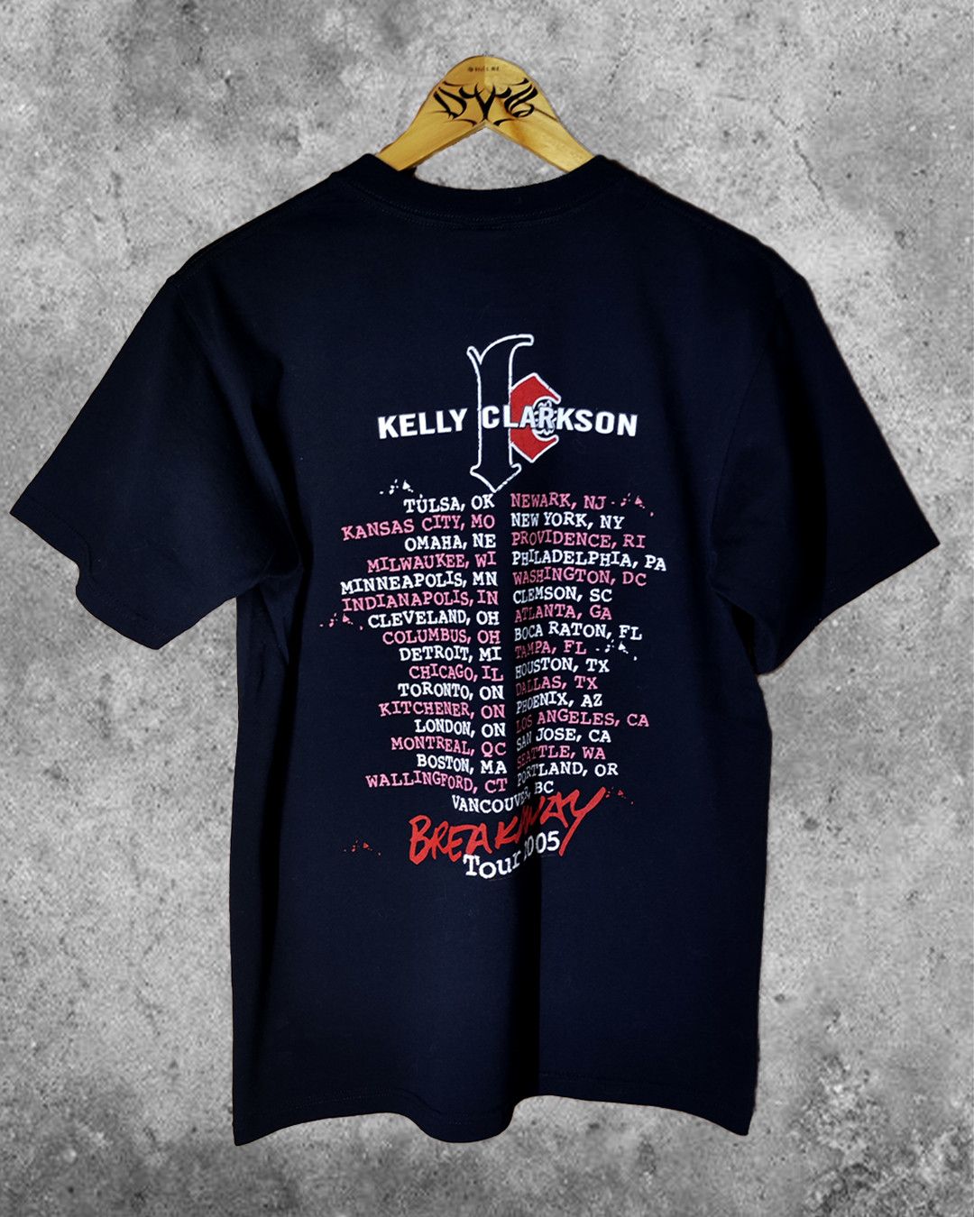 Band Tees × Vintage 2005 Kelly Clarkson Breakaway Tour vintage tee 💔 Size US M / EU 48-50 / 2 - 2 Thumbnail