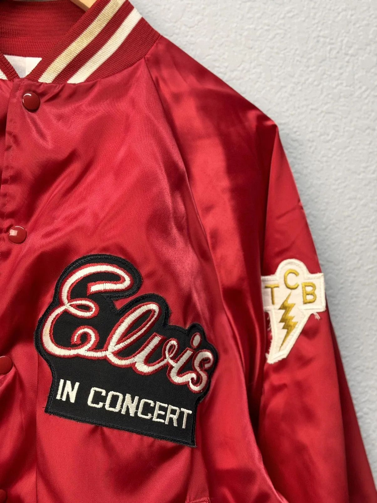 Vintage VTG Vintage 1970s Elvis in Concert Satin Souvenir Jacket TCB Size US L / EU 52-54 / 3 - 4 Thumbnail
