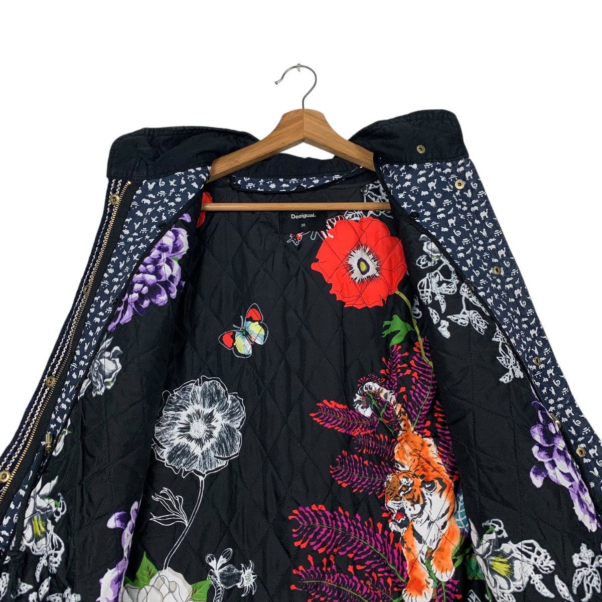 Desigual DESIGUAL Embroidery Florals Design Hooded Jacket #2254-C100 Size M / US 6-8 / IT 42-44 - 13 Thumbnail