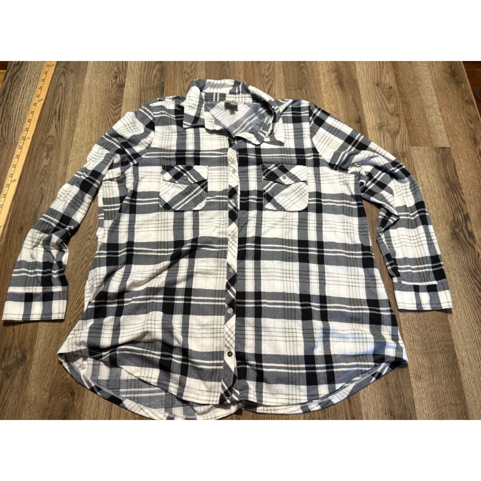 Vintage VINTAGE Como Shirt Women's Plus 2X Black White Plaid Long Sleeve Button-Up Shirt Size XXL / US 16-18 / IT 52-54 - 2 Thumbnail