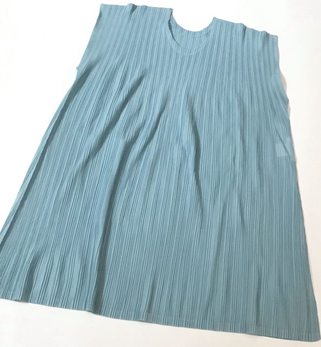 Pleats Please Issey Miyake TAX FREE 🇺🇸 issey miyake pleats please flowy blue tank top Size M / US 6-8 / IT 42-44 - 2 Thumbnail