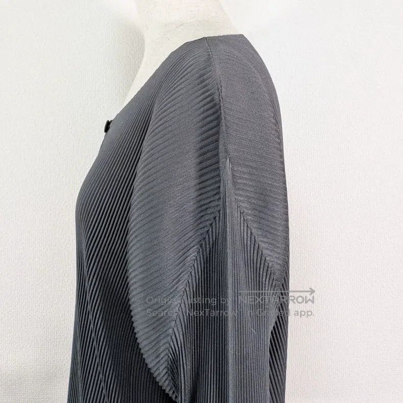 Issey Miyake Issey Miyake One-button Top Size L / US 10 / IT 46 - 6 Thumbnail
