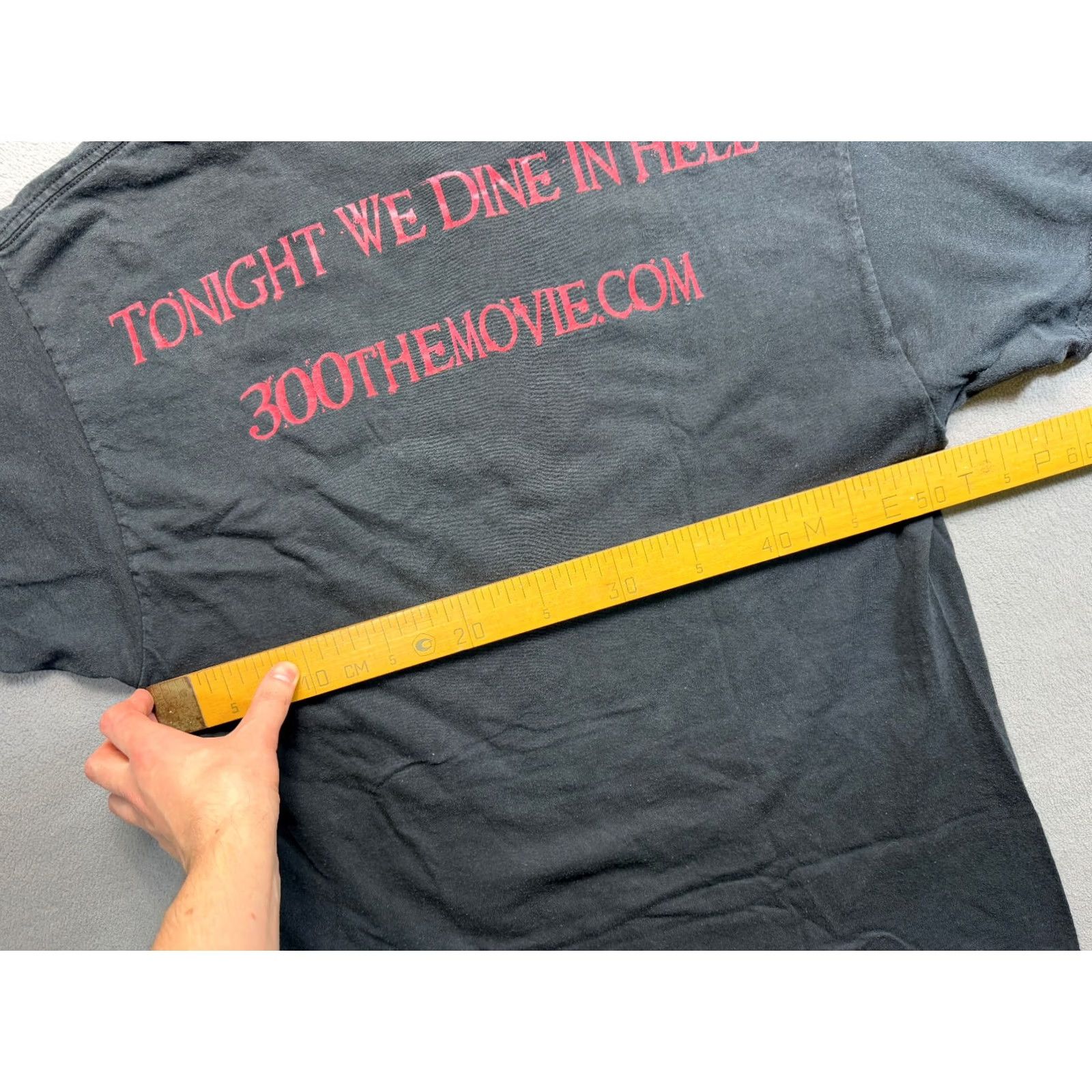 Delta Vintage Delta Shirt Mens L Black 300 The Movie Tonight We Dine In Hell T-Shirt Mens L Black Movie Theme 1990s Size US L / EU 52-54 / 3 - 2 Thumbnail