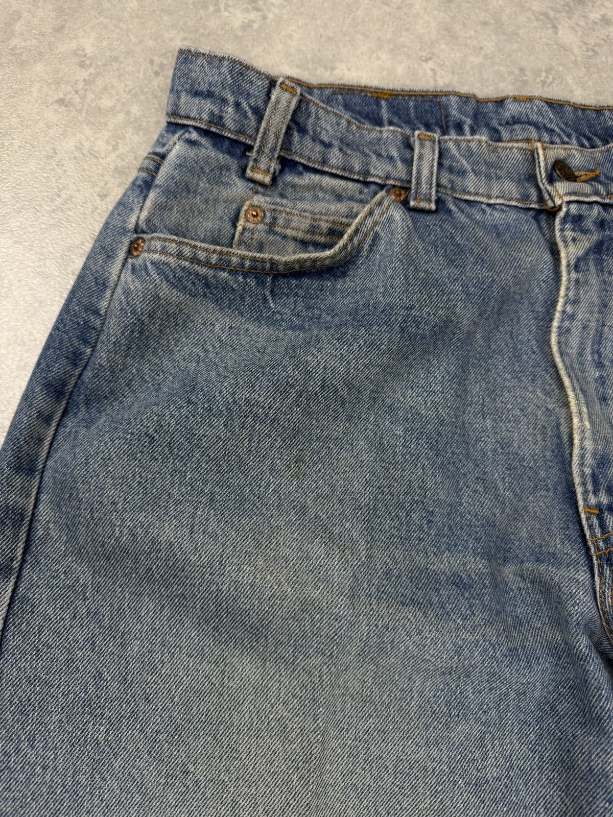 Levi's Vintage Clothing Vintage Levi’s 560 Denim Jeans Size 33x34 Made in USA Size US 33 - 7 Thumbnail