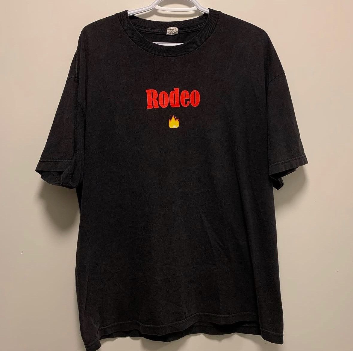 Travis Scott Travis Scott rodeo flame emoji tee Size US XL / EU 56 / 4 - 1 Thumbnail