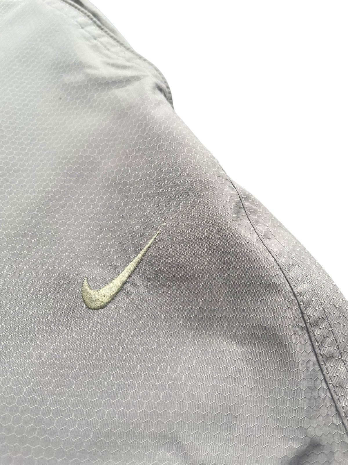 Nike Nike Honeycomb Clima Fit Short Size US 38 / EU 54 - 3 Thumbnail