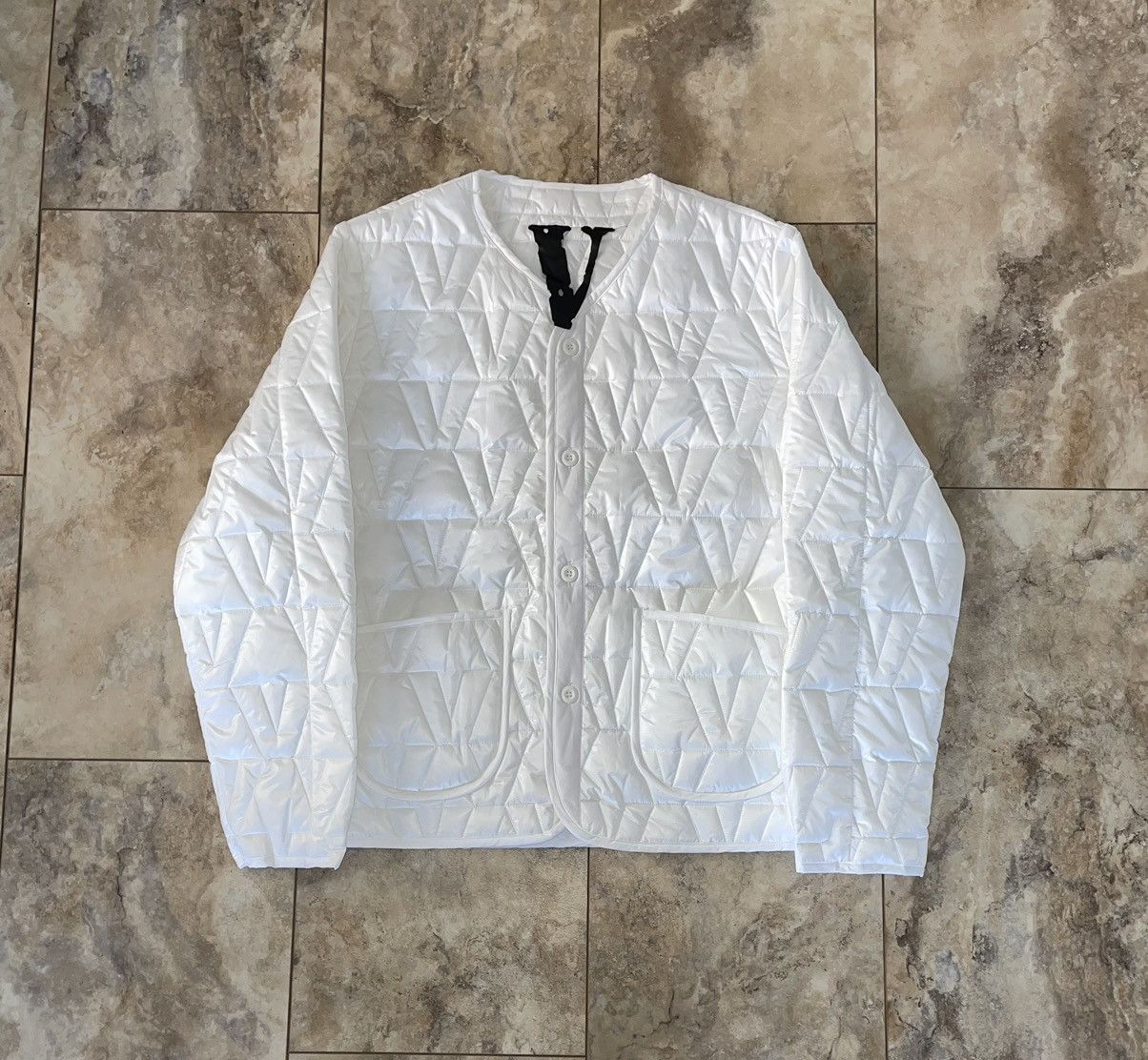 image of Vlone V Logo Pattern Quilted Puffer Jacket White Size Xl, Men's