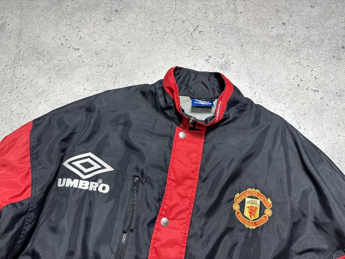 Umbro Umbro FC Manchester United Vintage 90’s Football Jacket Y2K Size US M / EU 48-50 / 2 - 7 Thumbnail