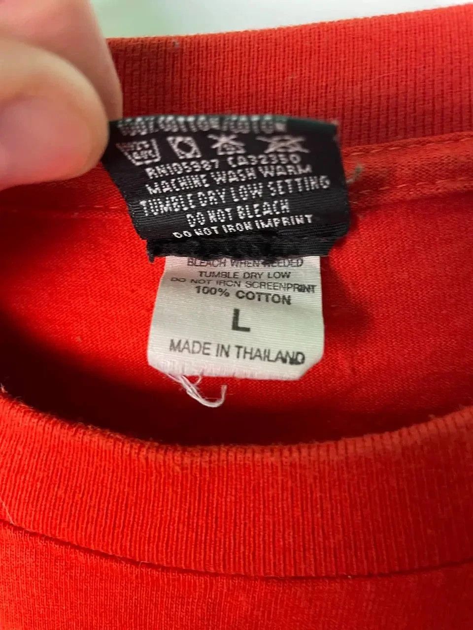 Quiksilver Vintage Quiksilver t shirt Size L RED Size US L / EU 52-54 / 3 - 2 Thumbnail