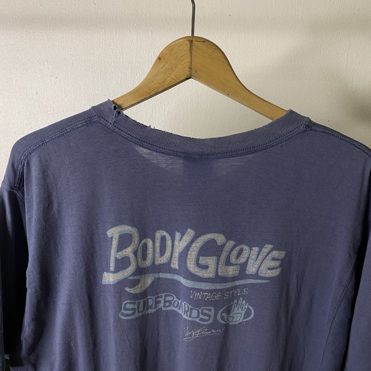 Body Glove Vintage 2000s Body Glove Surfboards Faded Surfing Tee Size US M / EU 48-50 / 2 - 2 Thumbnail