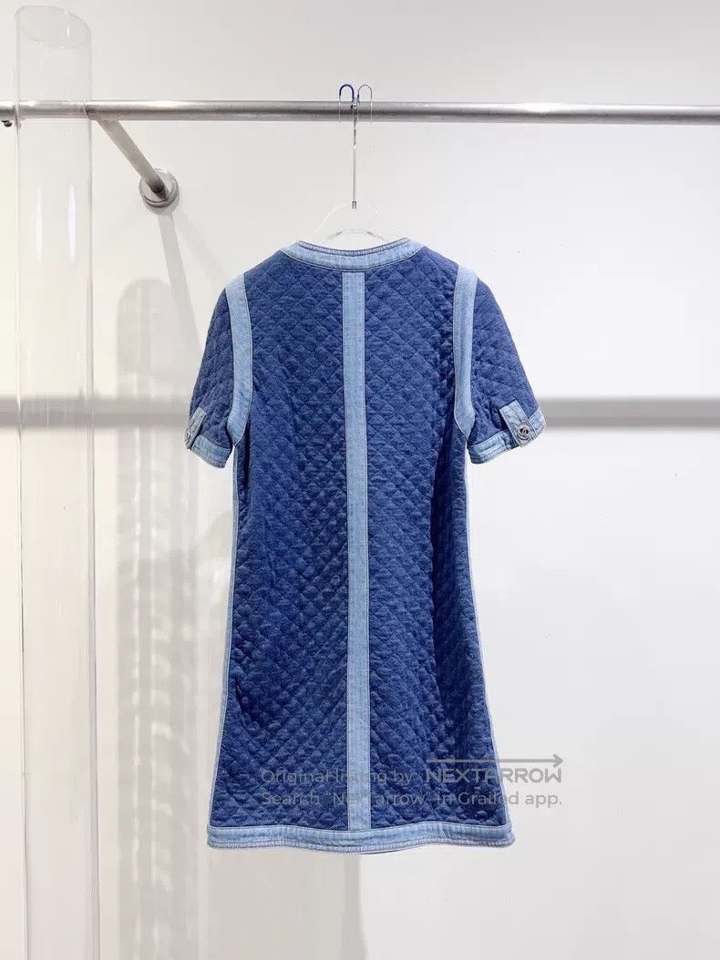 Chanel Chanel Denim dress with diamond button Size XXS / US 00 / IT 34 - 4 Thumbnail