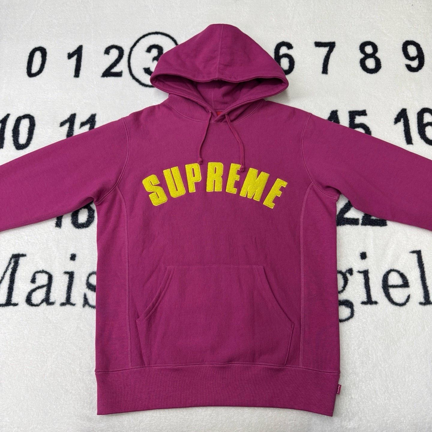 Supreme Supreme Fleece Red Hoodie L Men Size US L / EU 52-54 / 3 - 1 Thumbnail