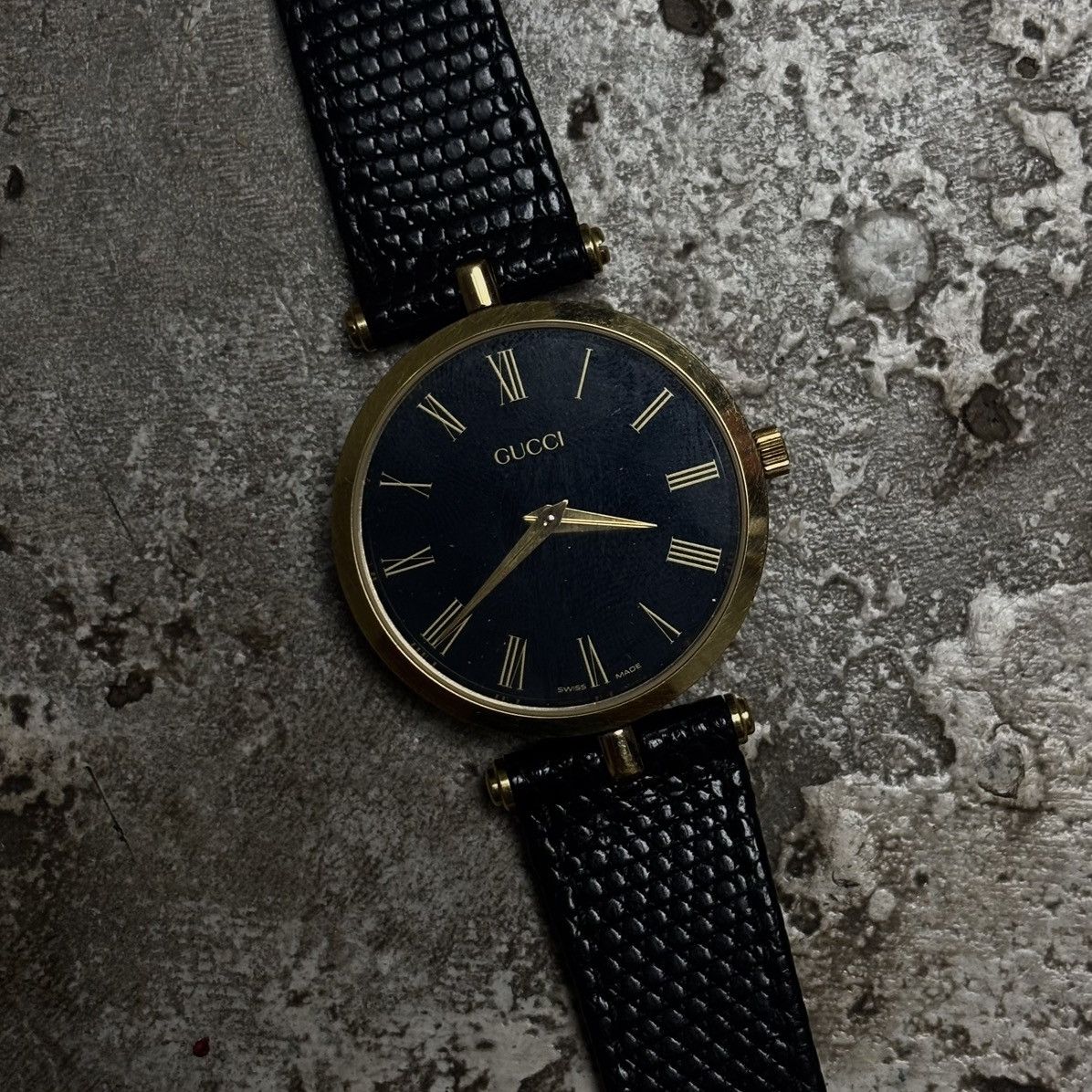 Gucci vintage unisex Gucci wristwatch Size ONE SIZE - 11 Thumbnail