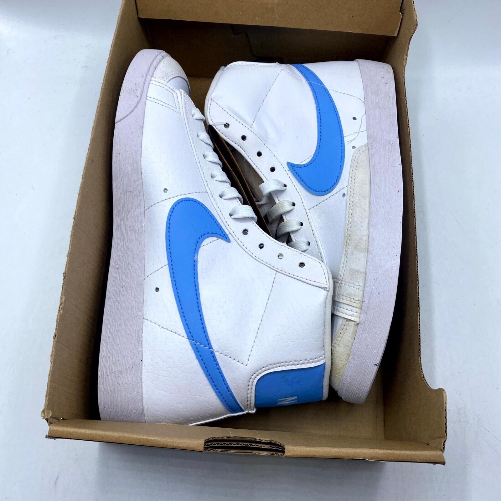 Nike NEW Nike Blazer Mid '77 Next Nature White Sneaker DQ4124-101 Size US 10 / IT 40 - 10 Thumbnail