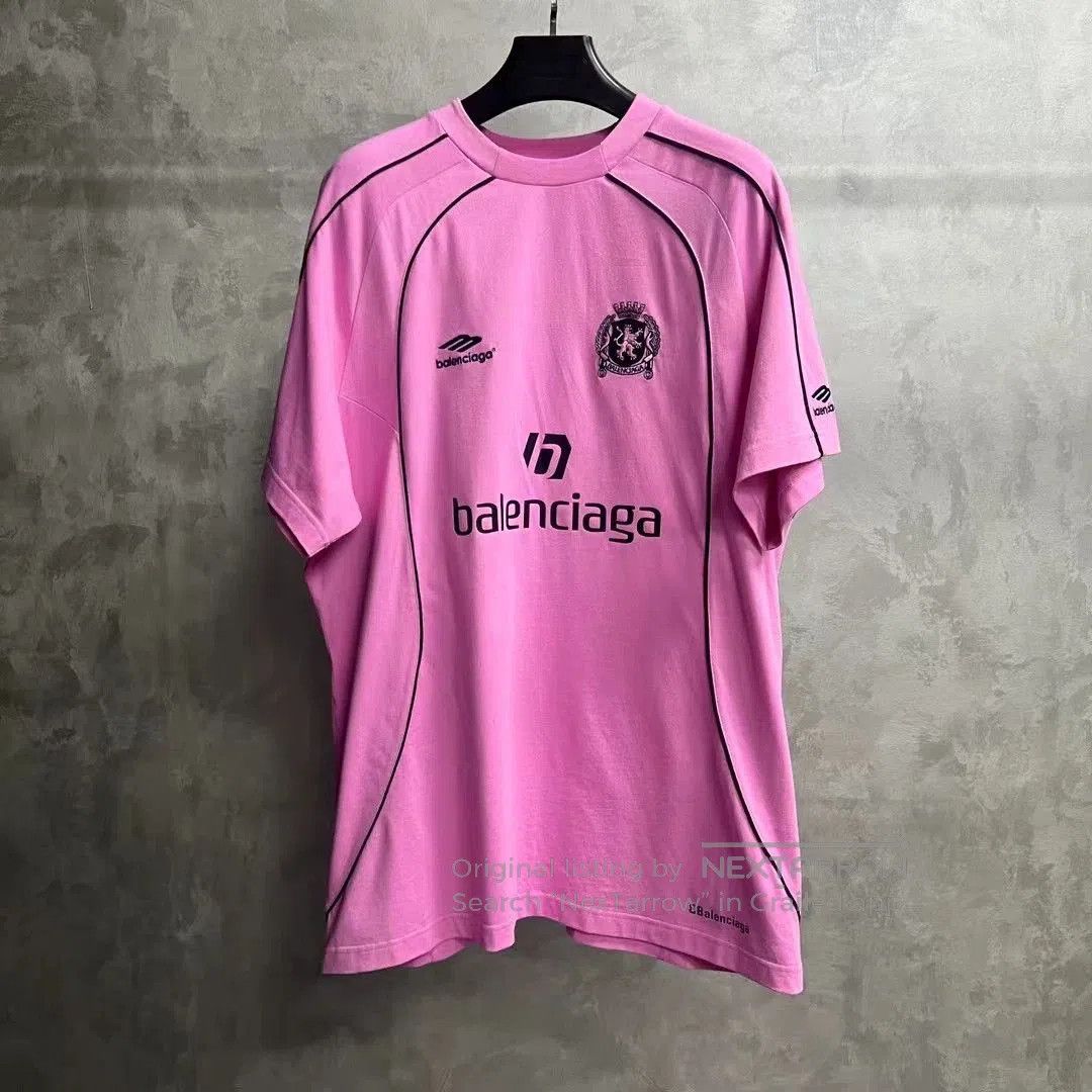Balenciaga Balenciaga Pink Logo Print Short. Size M / US 6-8 / IT 42-44 - 1 Thumbnail