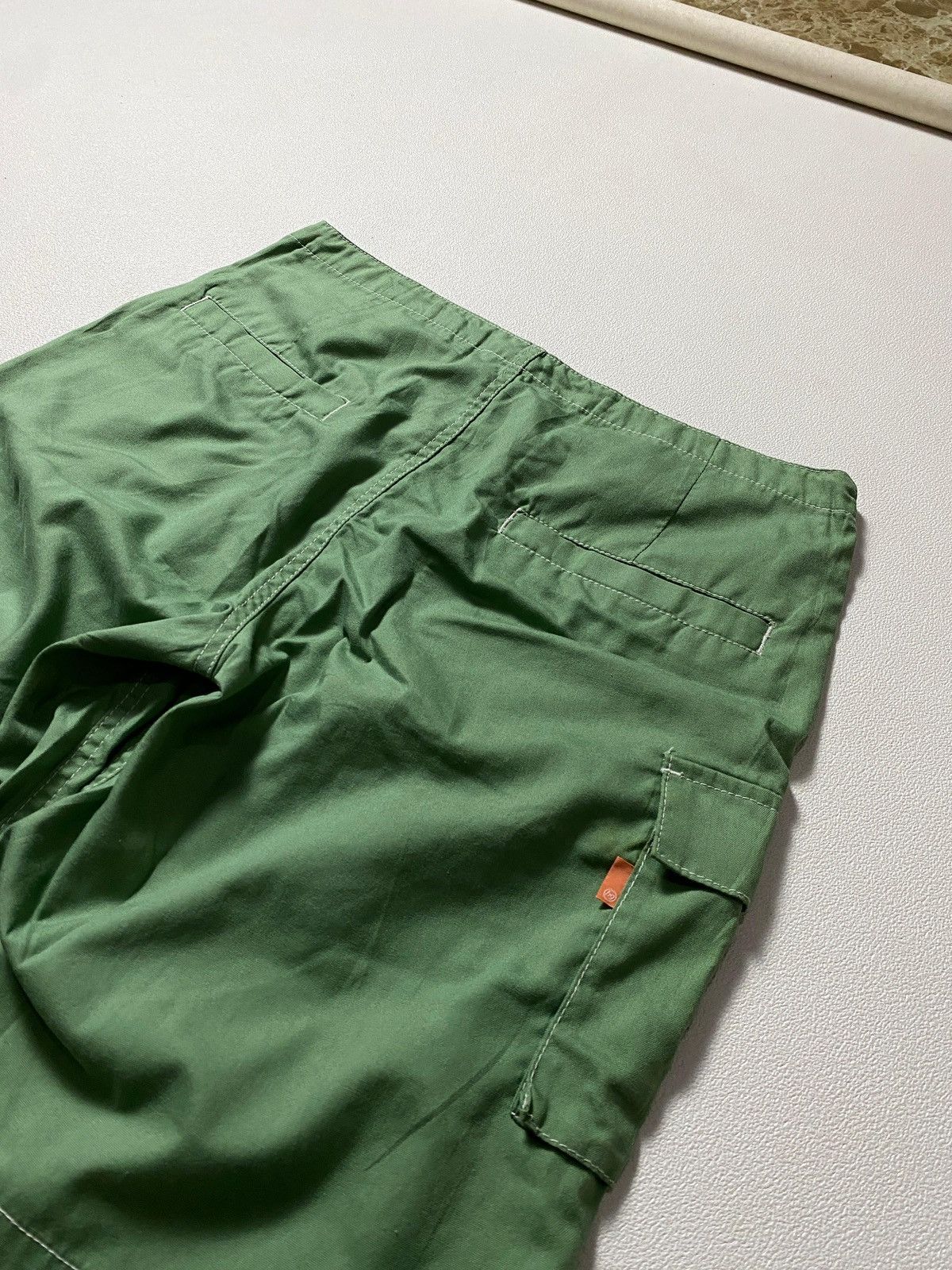 Hysteric Glamour Hysteric Glamour cargo short pant Size US 30 / EU 46 - 11 Thumbnail
