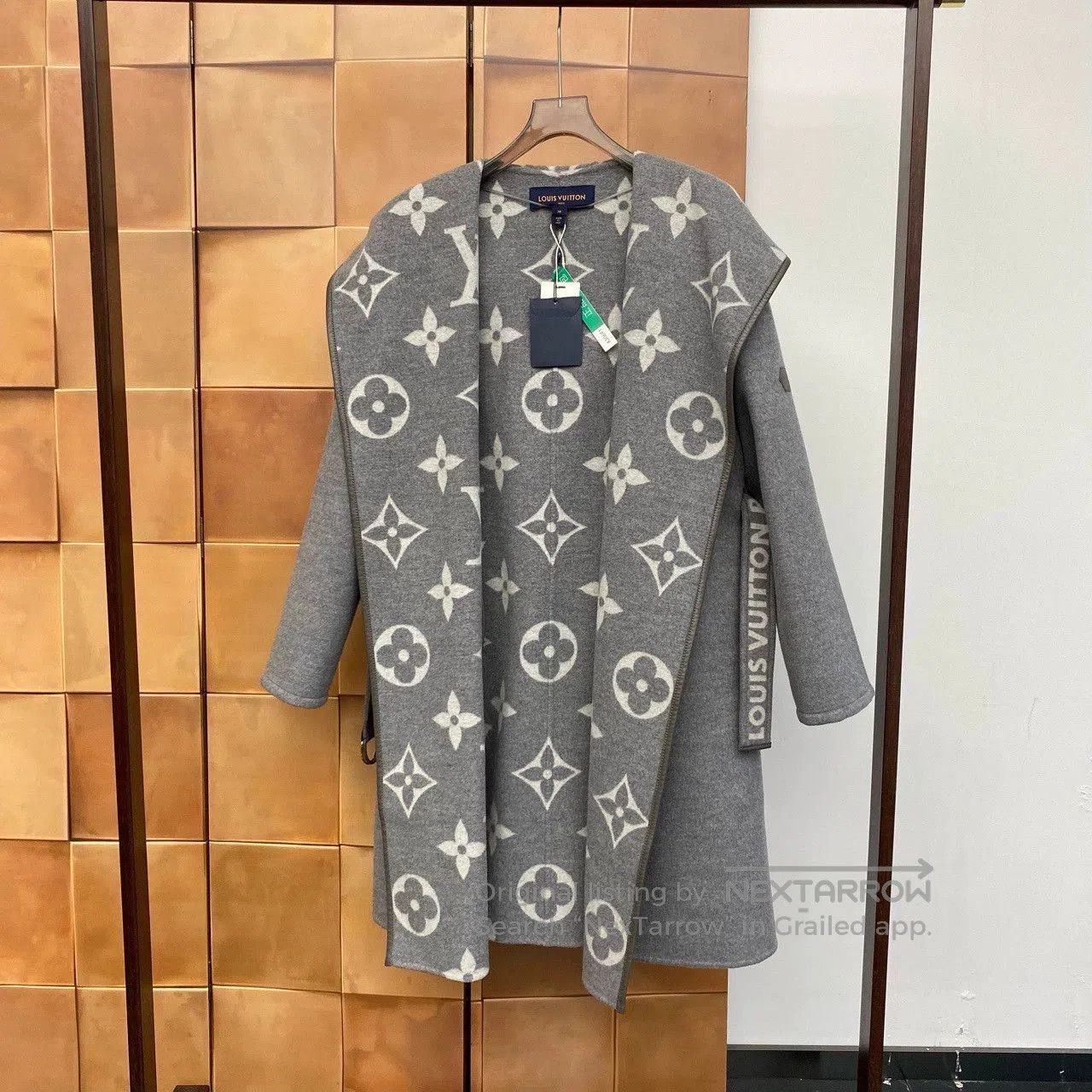 Louis Vuitton Louis Vuitton Monogram Robe Coat. Size US M / EU 48-50 / 2 - 3 Thumbnail