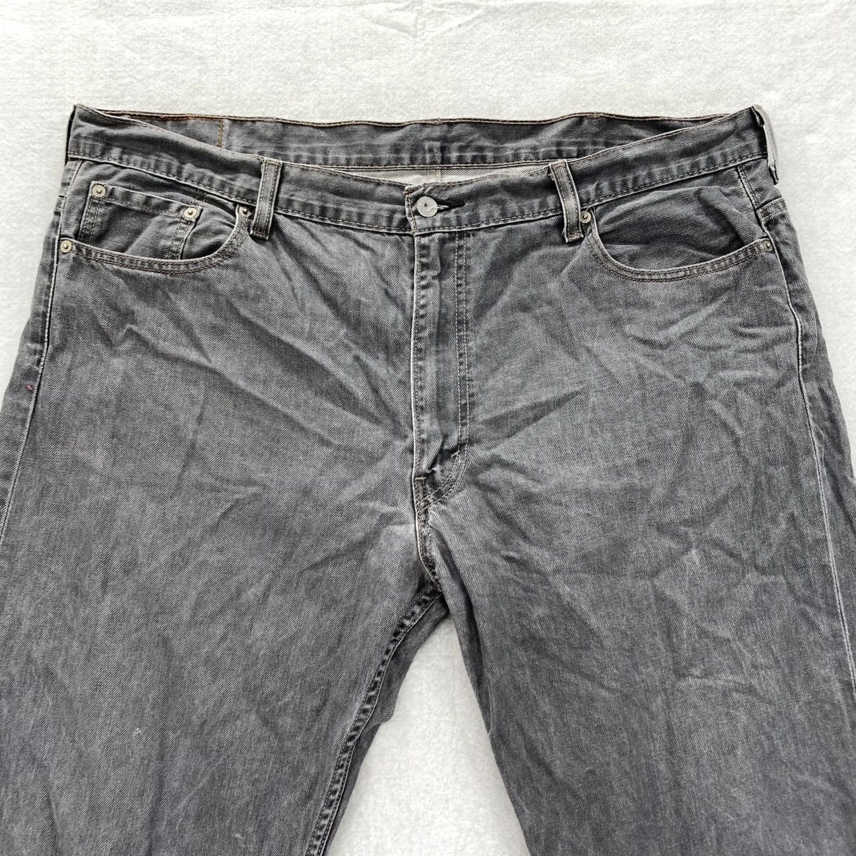 Levi's Levi's 569 Jeans Mens Relaxed Straight Leg Medium Wash Gray Denim Pants 42x32 Size US 42 / EU 58 - 2 Thumbnail