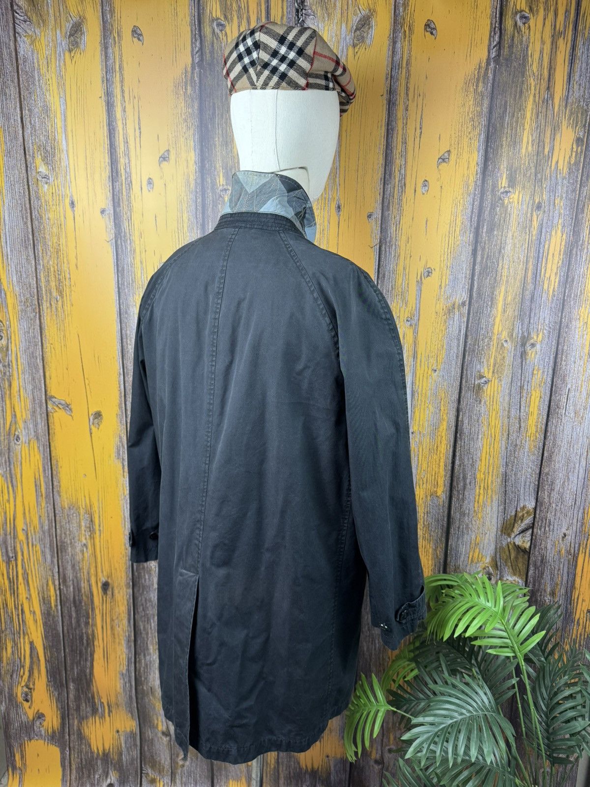 Burberry BURBERRY BRIT VINTAGE LUXURY JACKET Size US L / EU 52-54 / 3 - 3 Thumbnail