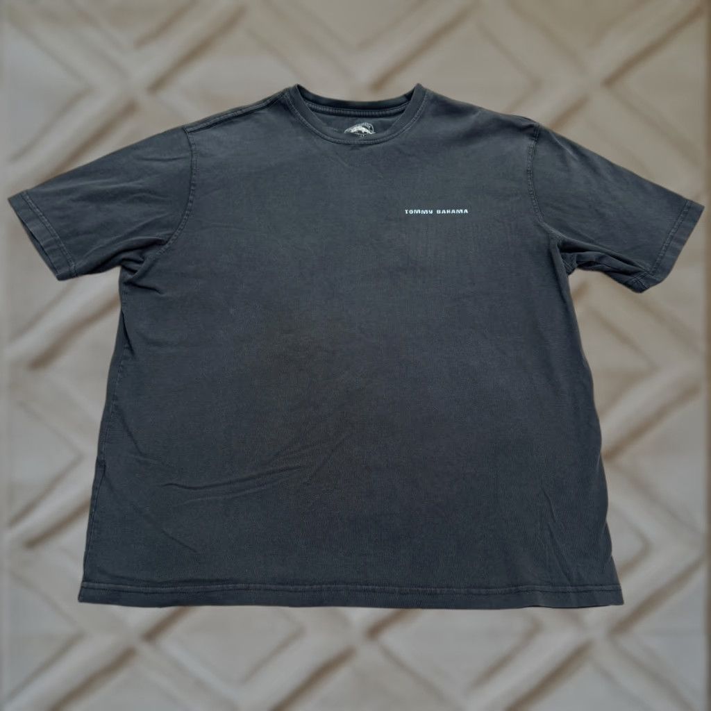 Tommy Bahama Tommy Bahama Shirt Men Large Black Short Sleeve Crew Neck Cotton Tee Logo Beach Outdoor Size US L / EU 52-54 / 3 - 1 Thumbnail