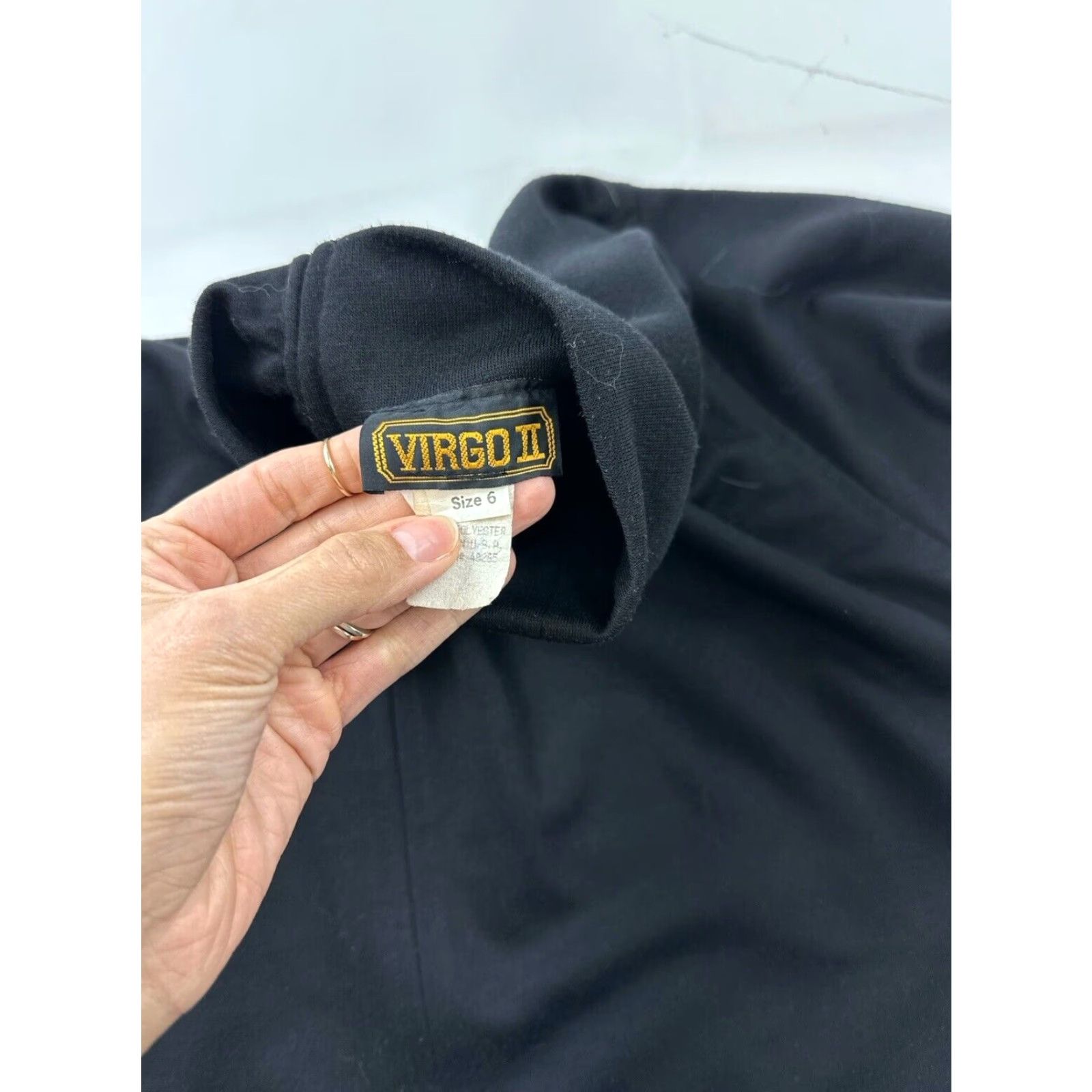Vintage VINTAGE Virgo II Dress Women’s 6 Black Turtleneck Shift Knee Length Long Sleeve Womens Size M / US 6-8 / IT 42-44 - 4 Thumbnail