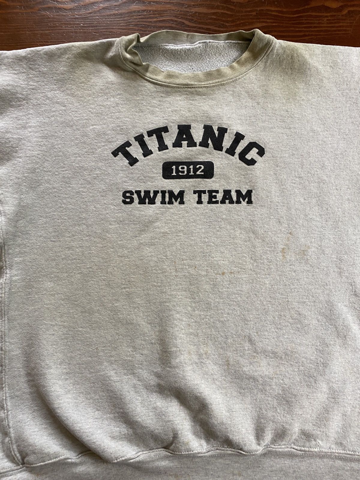 Vintage Vintage 90’s Titanic Swim Team Crop Crewneck Sweatshirt Size US XL / EU 56 / 4 - 3 Thumbnail