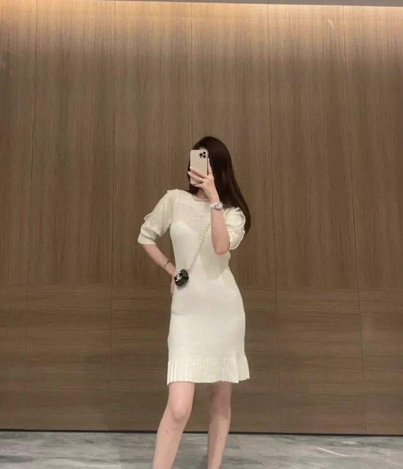 Chanel Chanel 21A early autumn milky white ruffle knitted dress 25 Size XS / US 0-2 / IT 36-38 - 9 Thumbnail