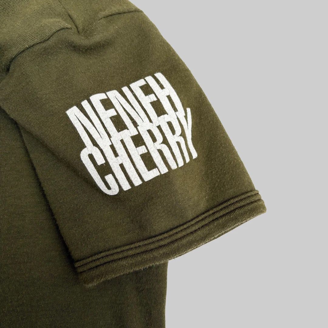 Band Tees Neneh Cherry 1996 96 90s Vintage Band Concert Woman Top Tee Size M / US 6-8 / IT 42-44 - 3 Thumbnail