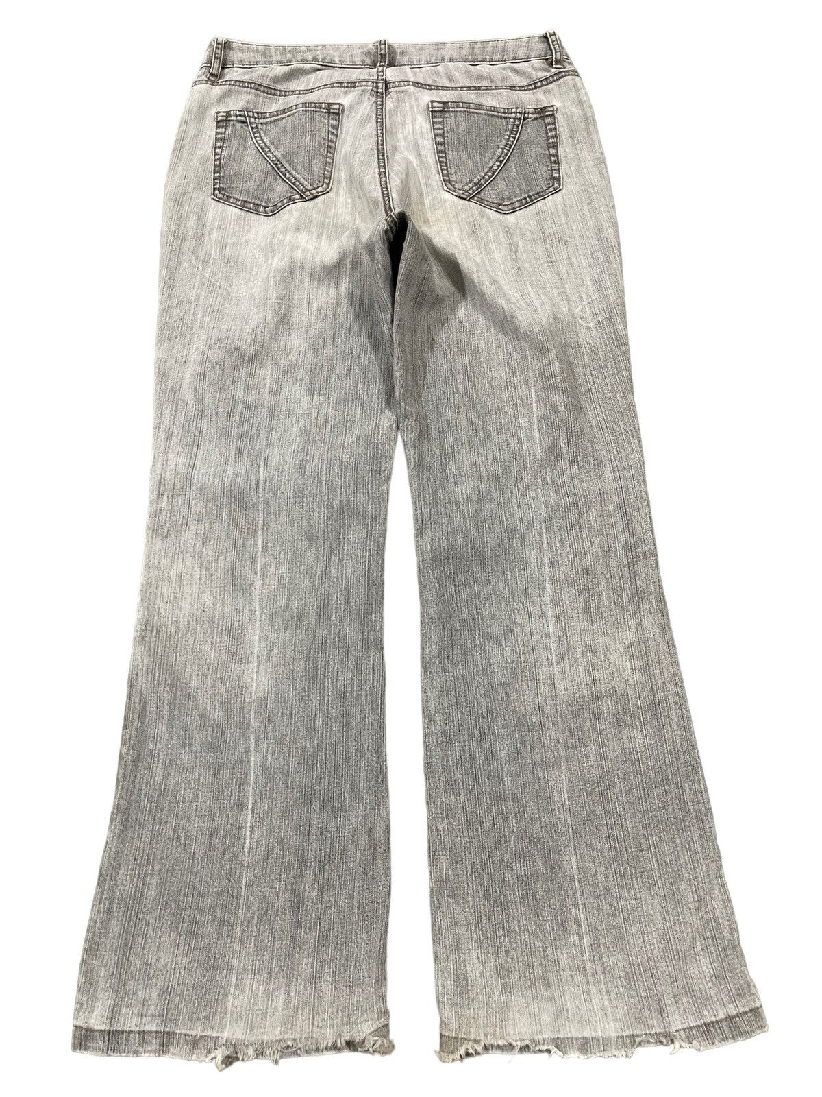 Who Decides War Vintage Japanese Brand Faded Wash Style Flare Jeans Size US 31 - 2 Thumbnail