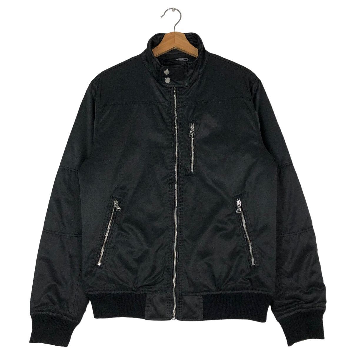 Japanese Brand 🔥VINTAGE RIOT RIOT BOMBER JACKET H&M INSPIRE ISSEY MIYAKE Size US S / EU 44-46 / 1 - 1 Thumbnail