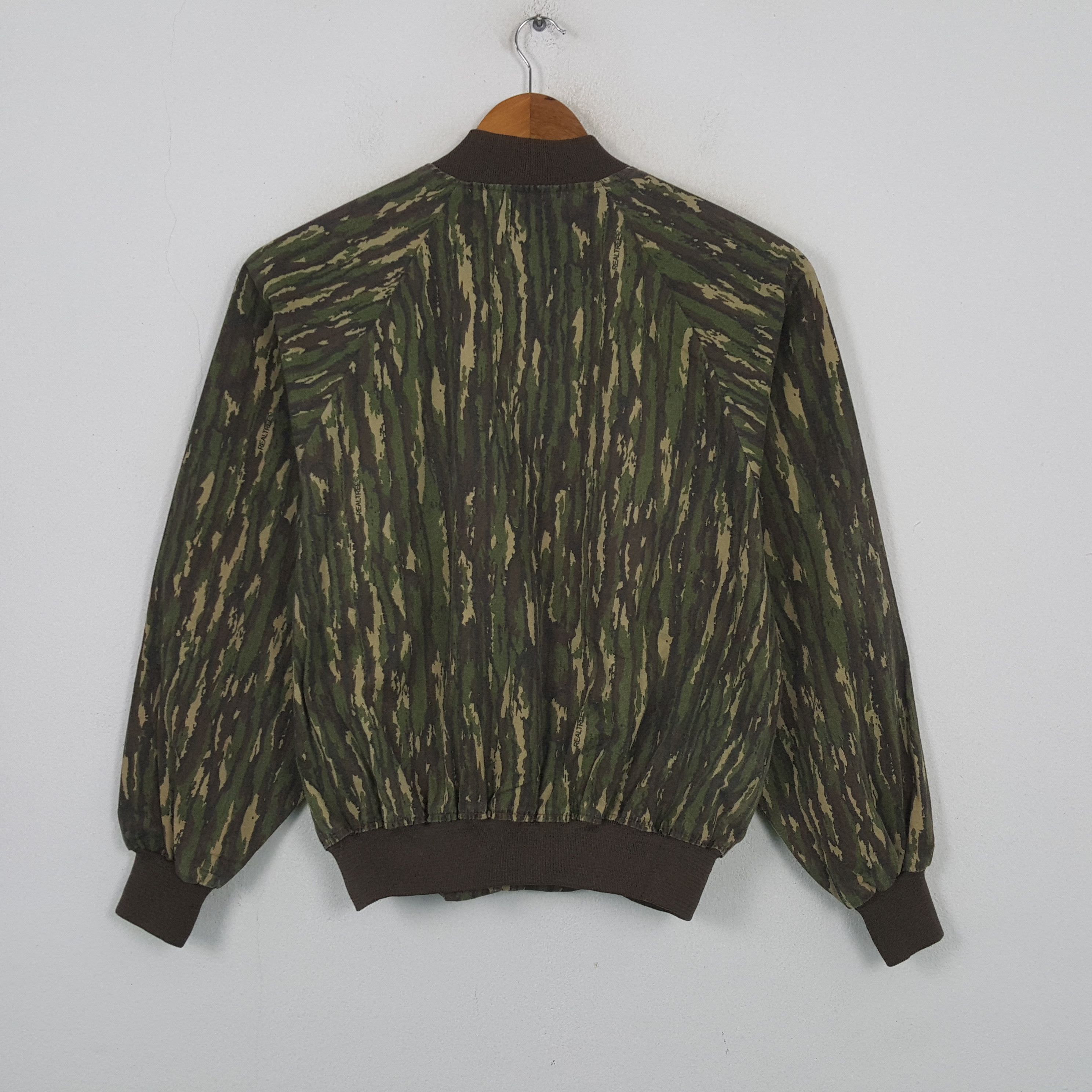 Vintage Vintage Realtree American Mountain Motif Jacket RR10 Size US XL / EU 56 / 4 - 3 Thumbnail