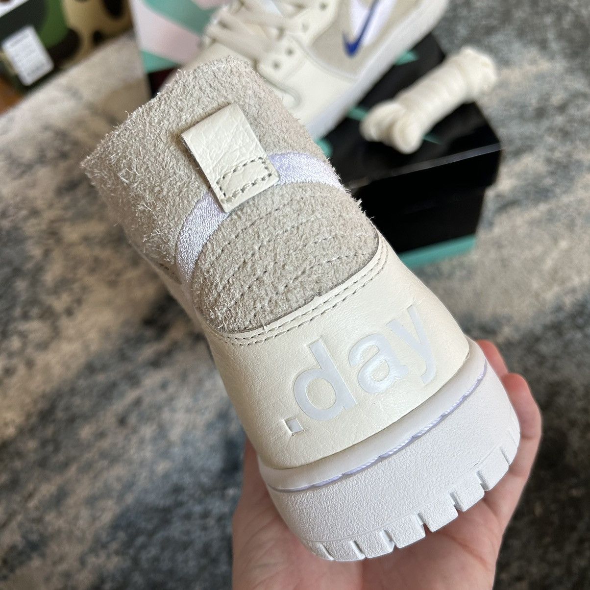 Nike × Soulland NiKE SB ZOOM DUNK HiGH PRO FRi.day Part 02 SAiL GAME ROYAL Size US 11.5 / EU 44-45 - 8 Thumbnail