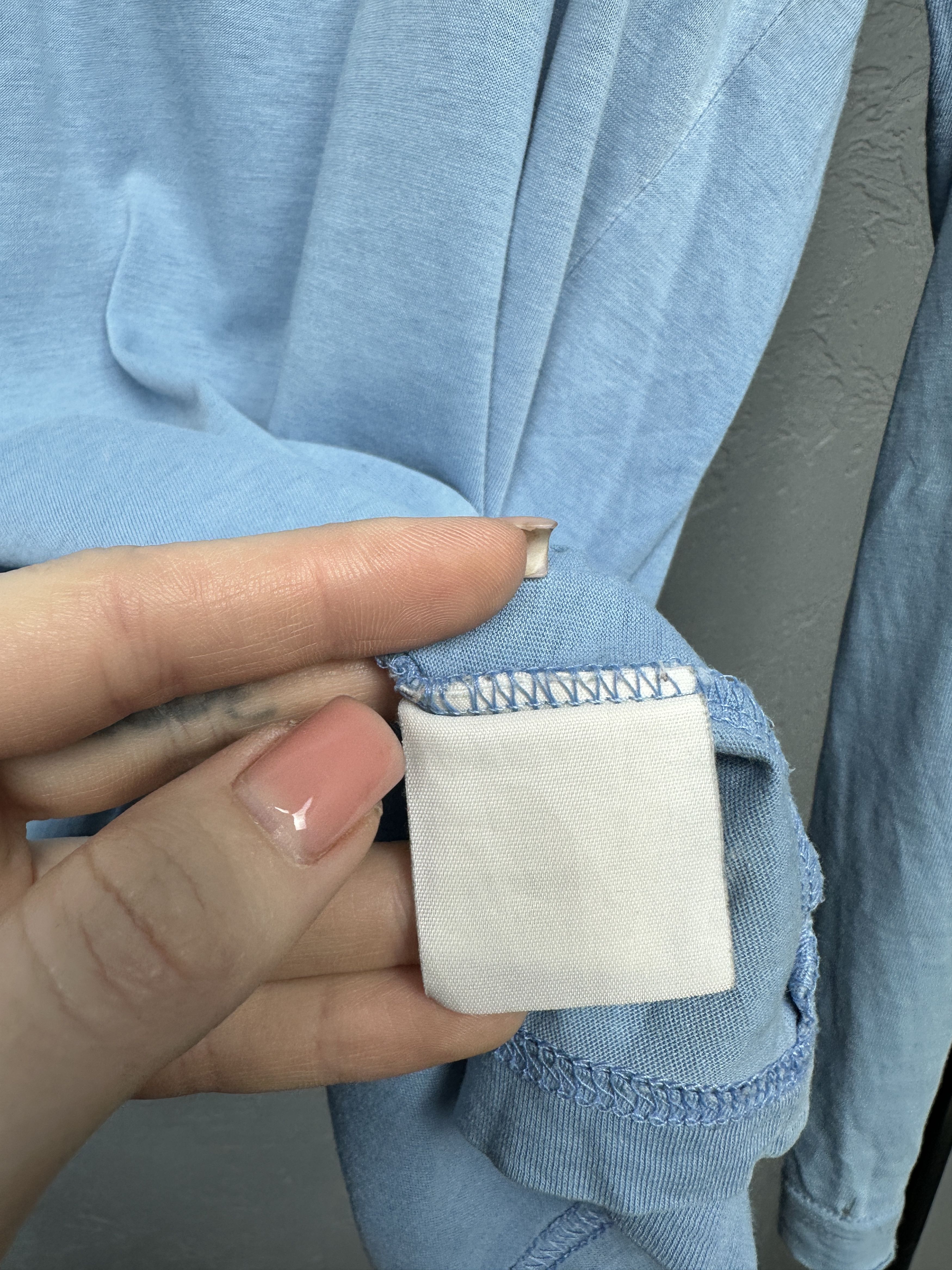 Dolce & Gabbana Dolce & Gabbana Vintage Mens Distressed Long Sleeve T-Shirt Size US L / EU 52-54 / 3 - 7 Thumbnail
