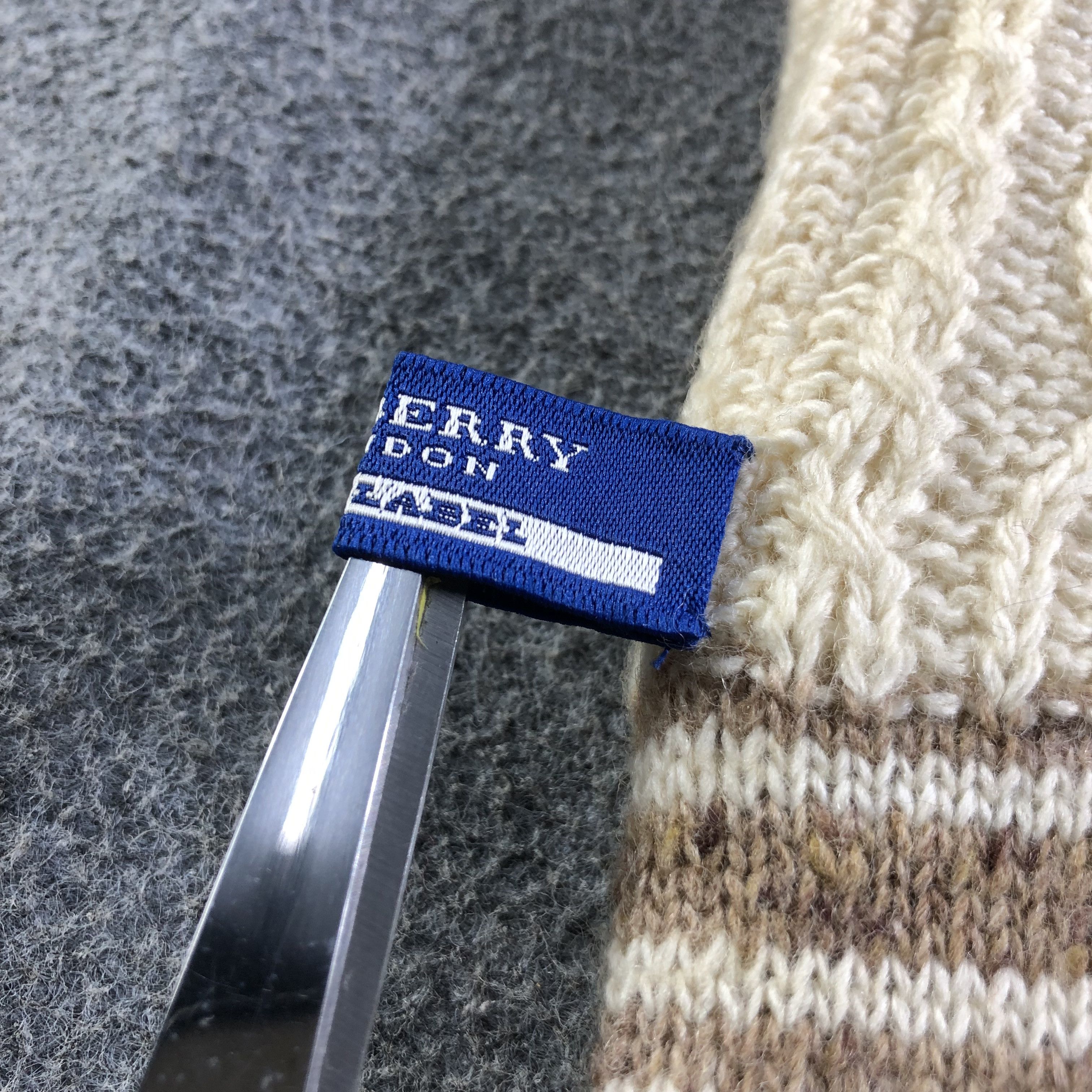 Burberry Burberry Cable Knit Blue Label Wool Scarf Muffler V1759 Size ONE SIZE - 4 Thumbnail