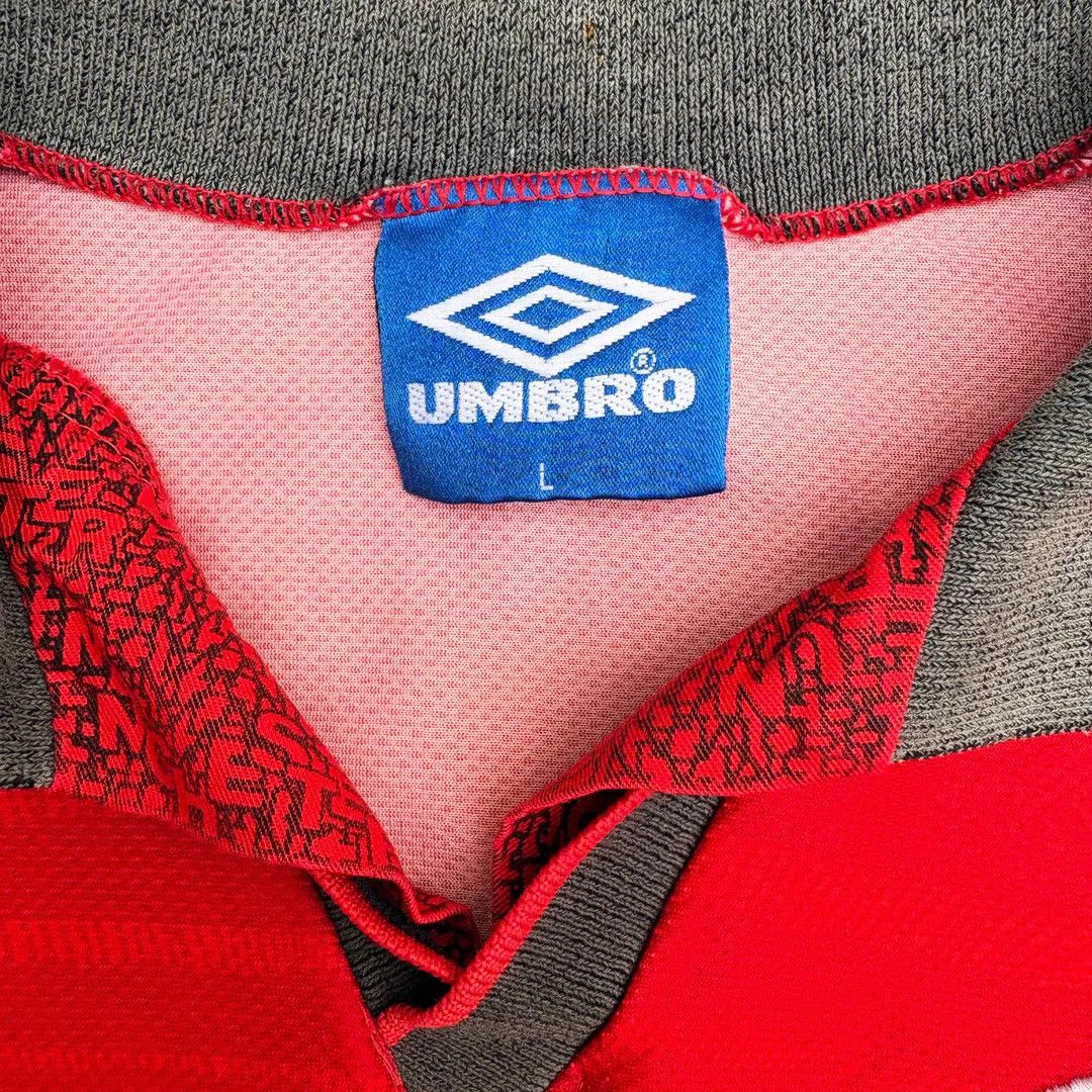 Umbro Manchester United Umbro 1994 96 90s Vintage Beckham 7 Jersey Size US L / EU 52-54 / 3 - 5 Thumbnail