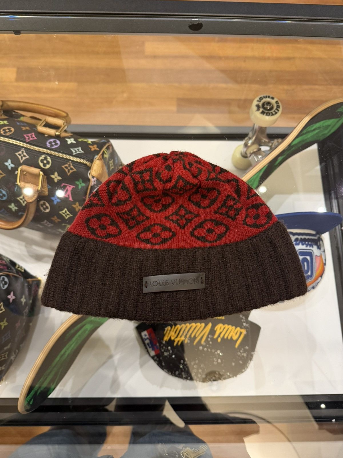 Louis Vuitton Louis Vuitton Cashmere Ski Beanie - Red/Brown Size ONE SIZE - 6 Thumbnail