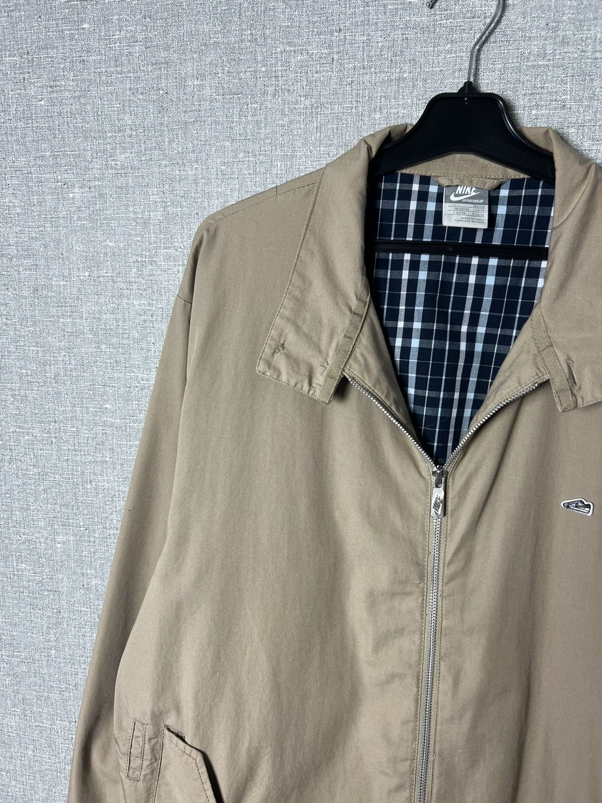 Nike × Vintage Vintage Nike Sportswear Plaid Lined Collared Bomber Jacket Size US L / EU 52-54 / 3 - 3 Thumbnail