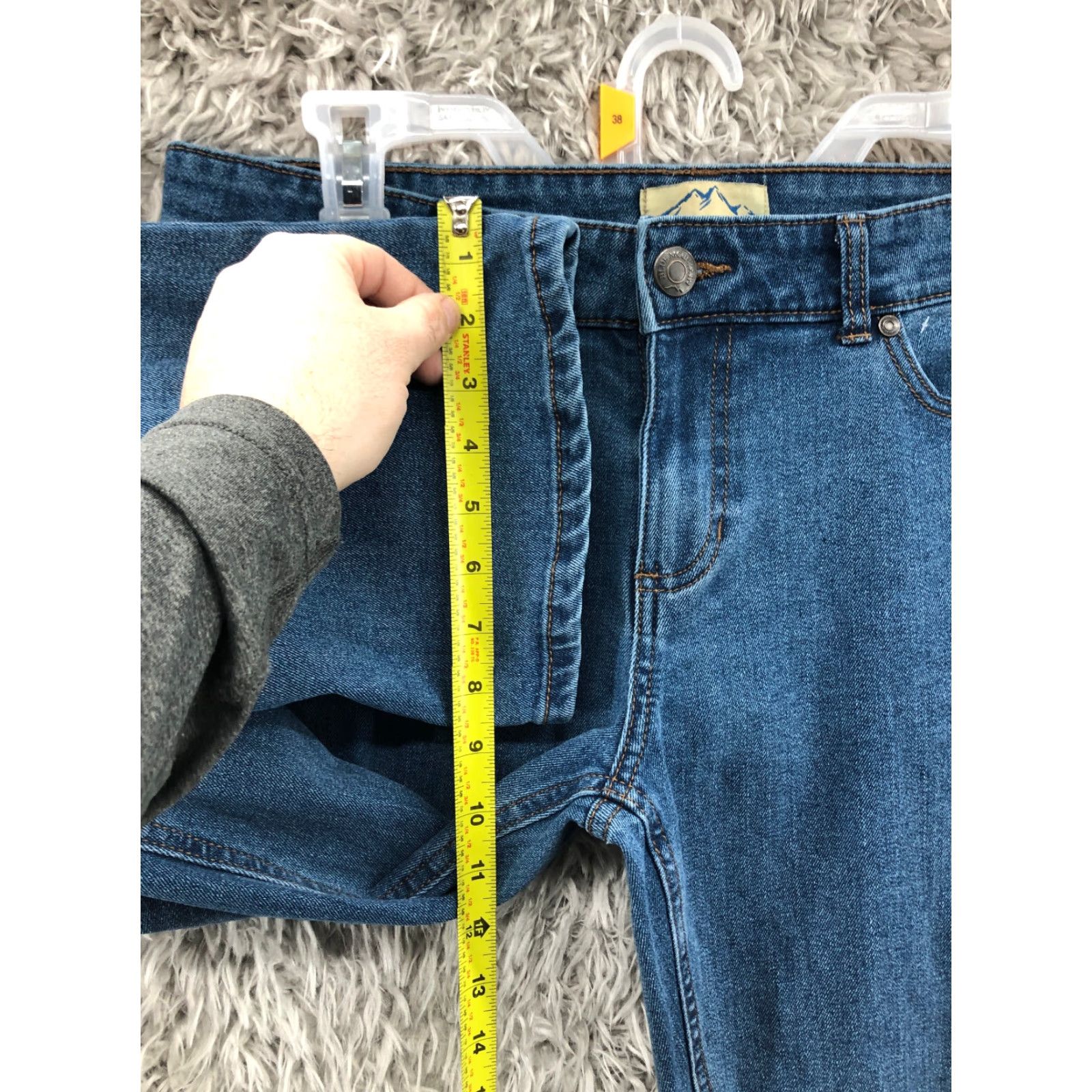 The Mountain Blue Mountain Jeans Size 8 Womens Mid Rise Dark Wash Denim Bootcut Blue Mountain Jeans Womens Size 8 Mid Rise Dark Wash Bootcut Size 30" / US 8 / IT 44 - 4 Thumbnail