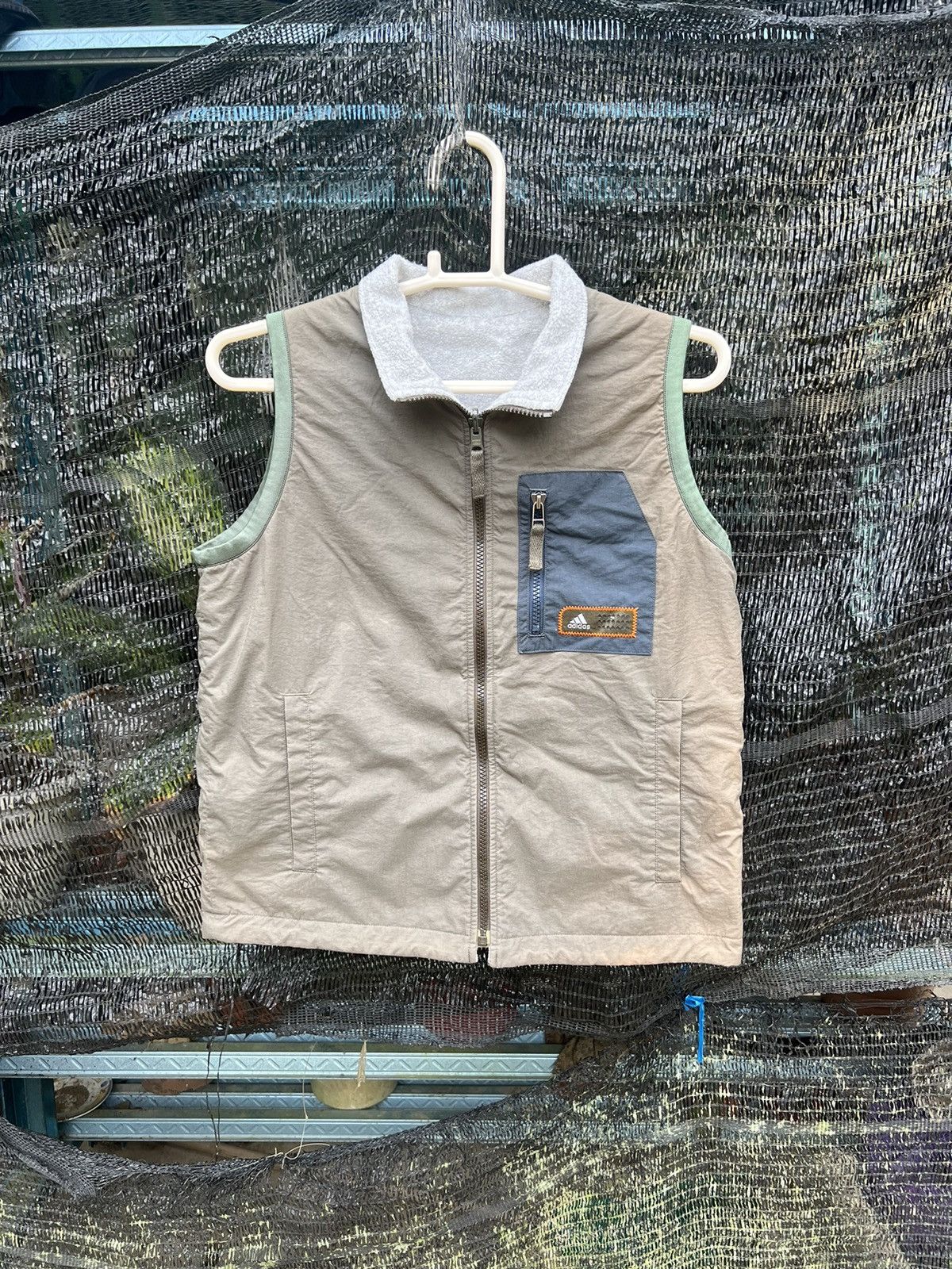 Adidas × Vintage Vintage adidas Rivisible vest Size US S / EU 44-46 / 1 - 3 Thumbnail