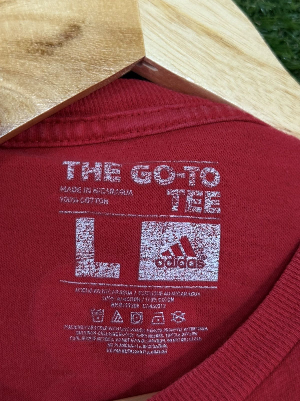 Adidas Adidas Houston Texas Rockets NBA Red Logo Stripes Tee Large Size US L / EU 52-54 / 3 - 5 Thumbnail