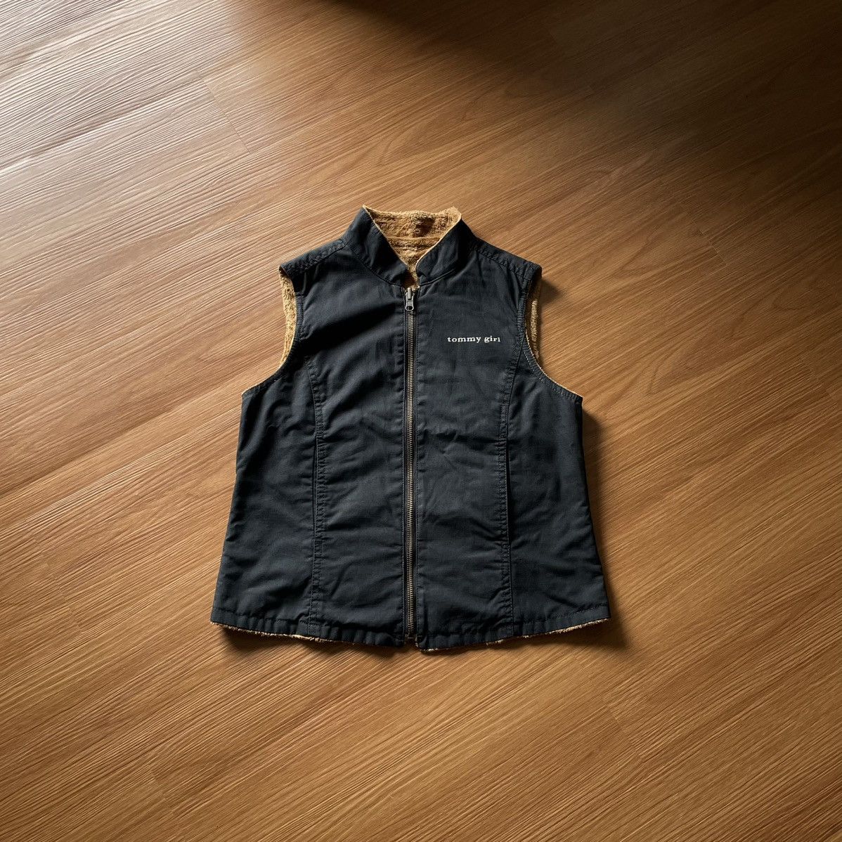 Tommy Hilfiger reversible vest tommy girl Size M / US 6-8 / IT 42-44 - 1 Thumbnail