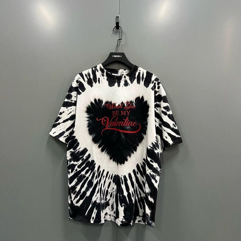 Balenciaga Balenciaga Tie-dyed love short sleeve Size US S / EU 44-46 / 1 - 1 Thumbnail