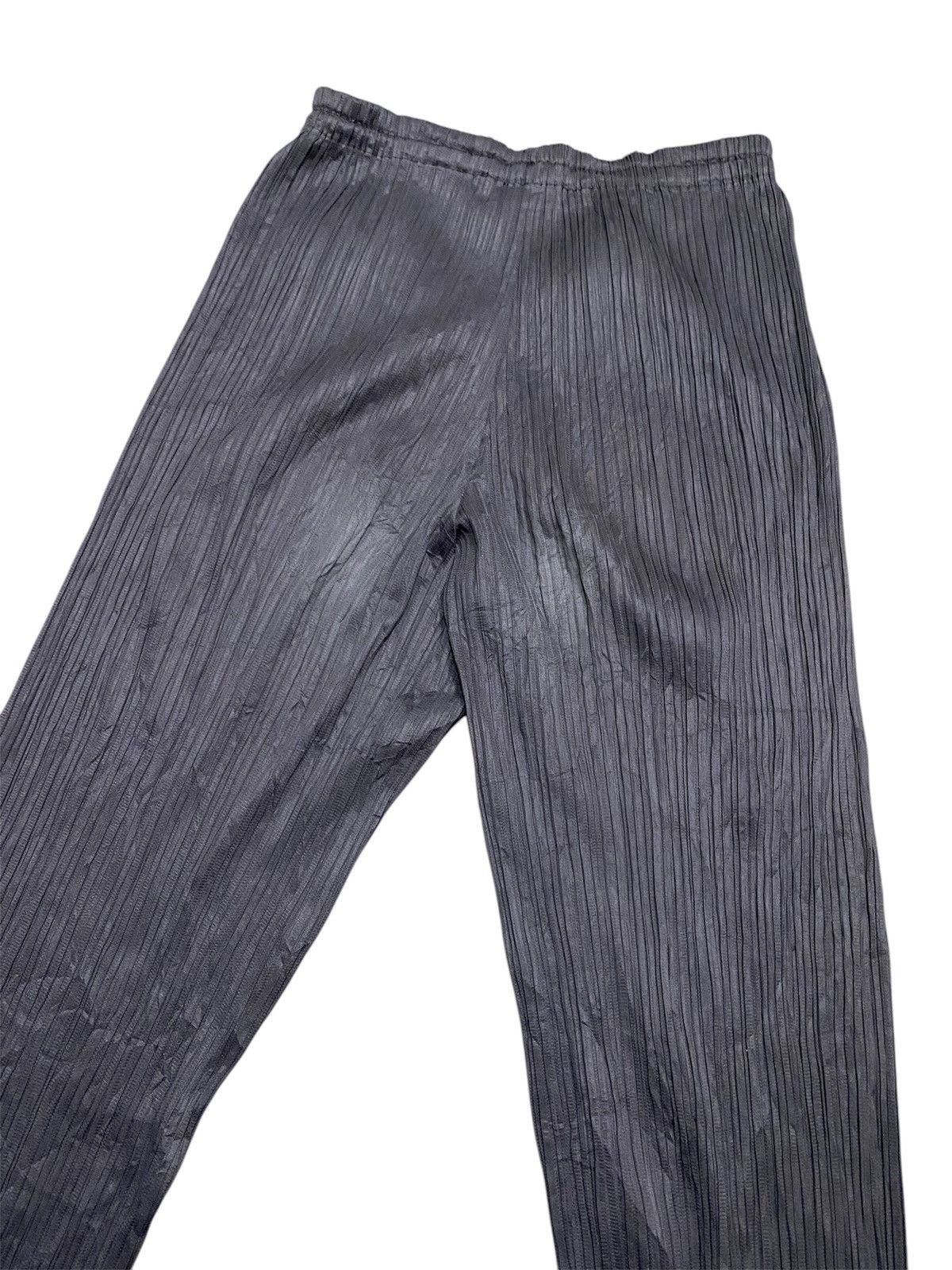 Issey Miyake × Pleats Please Issey Miyake Pleats Please by Issey Miyake Pleated Pants Size 29" - 4 Thumbnail