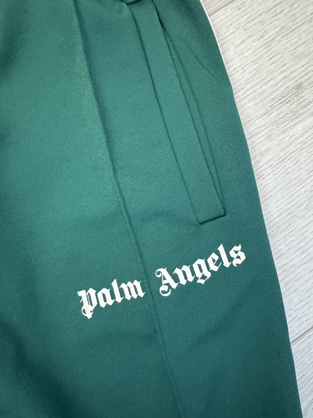 Palm Angels Palm Angels Sweatpants Size US 32 / EU 48 - 1 Thumbnail