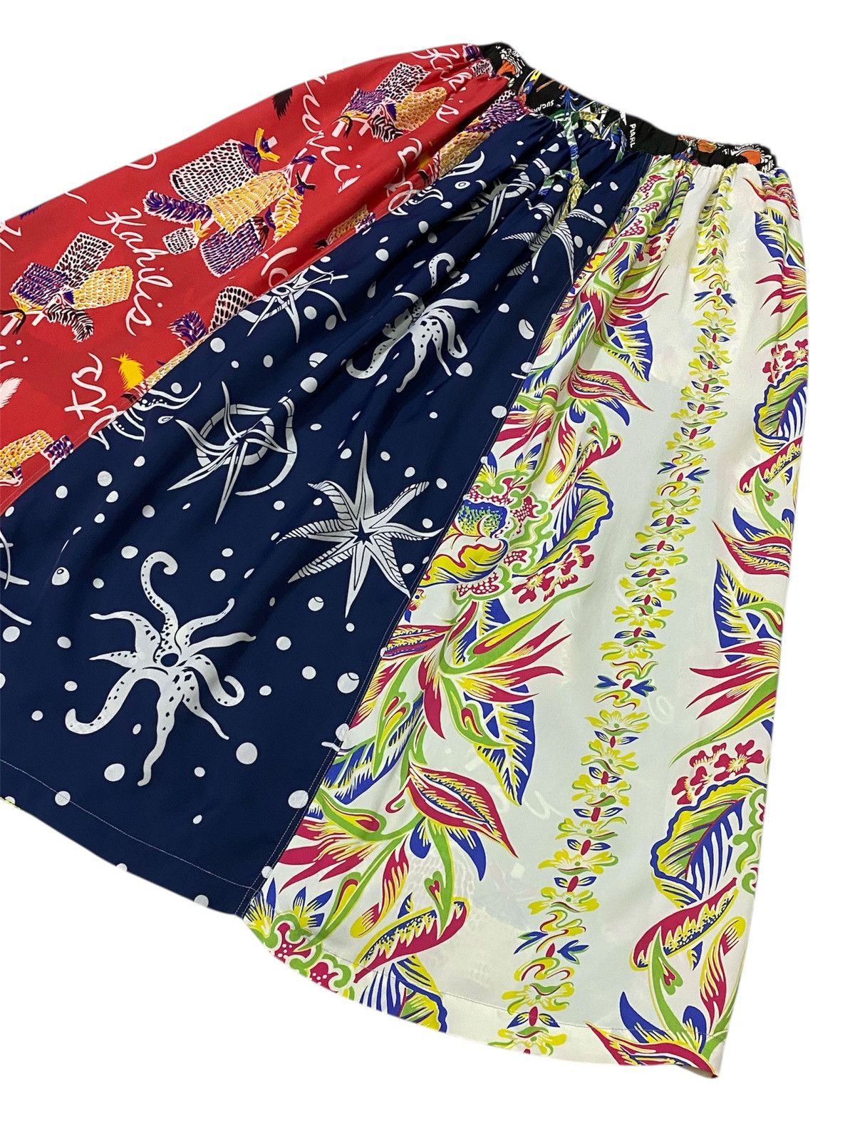 Sun Surf Sun Surf X Beams Rayon Hawaiian Midi Skirt Size 30" / US 8 / IT 44 - 18 Thumbnail
