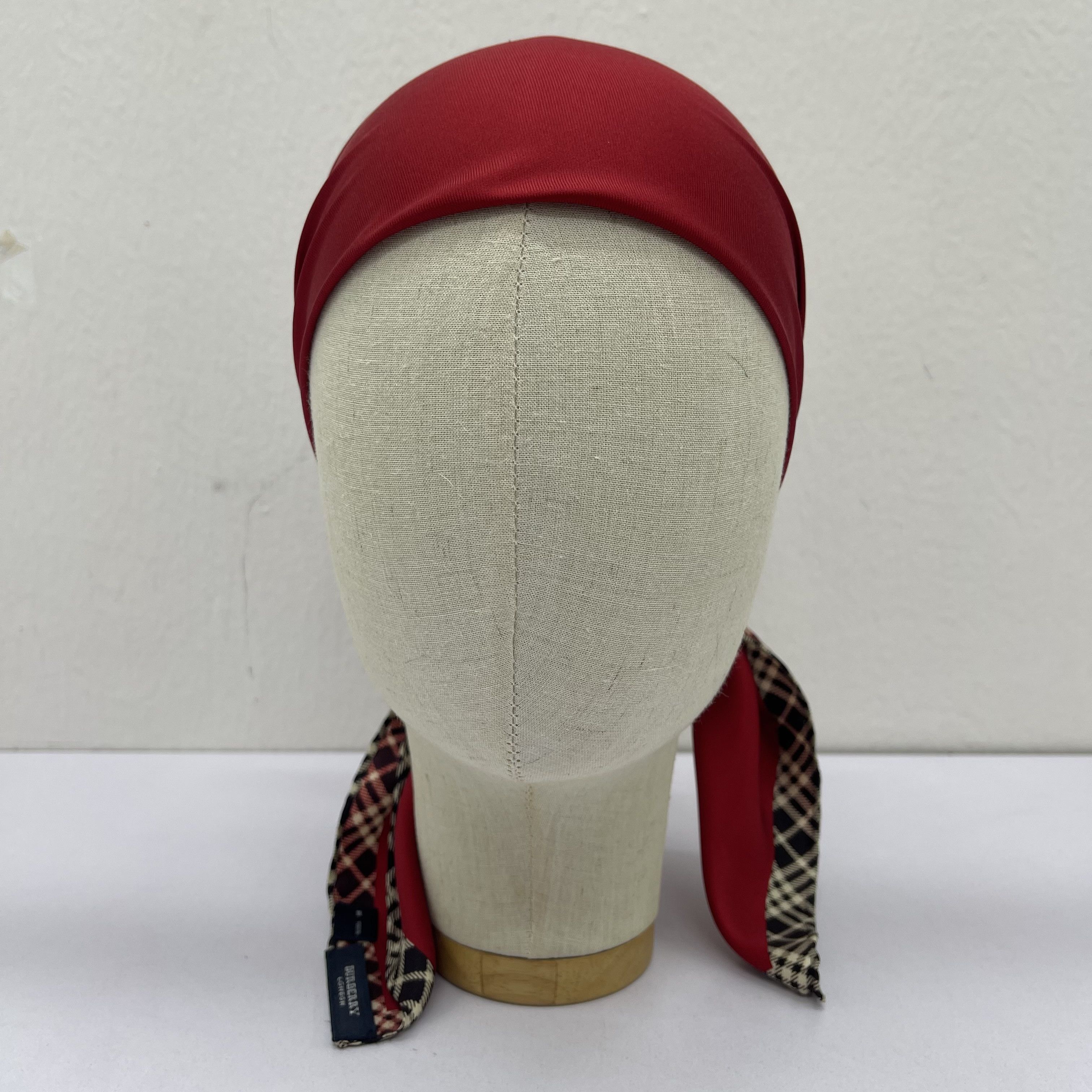 Burberry Vintage Burberry Silk Handkerchief - S7038 Size ONE SIZE - 2 Thumbnail