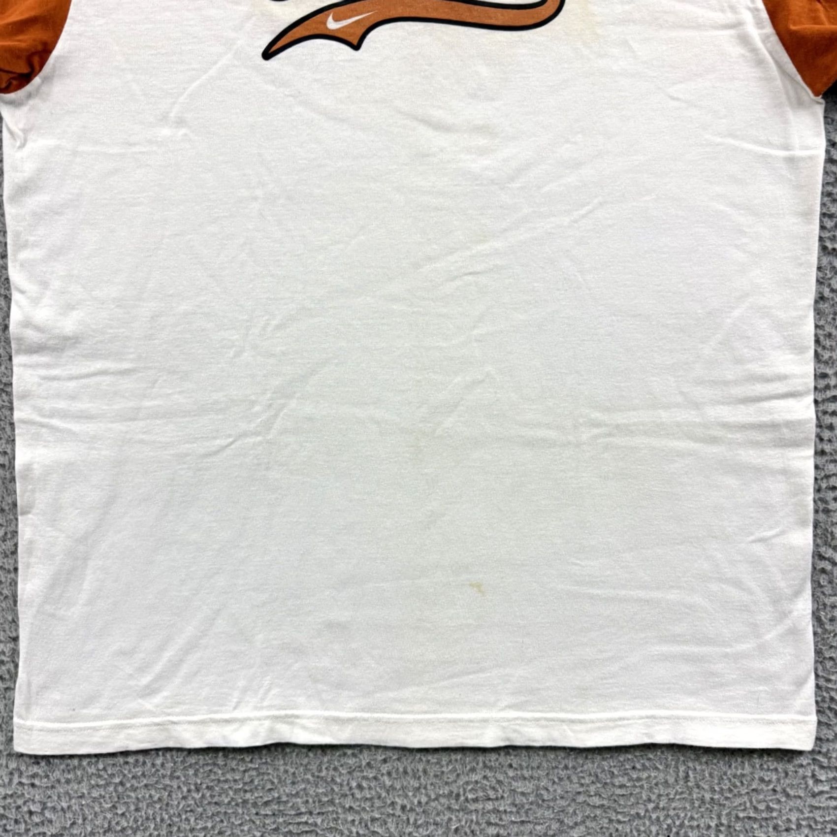 Nike VINTAGE Nike Texas Longhorns Shirt Mens Large Short Sleeve Nike Sport College Y2K Size US L / EU 52-54 / 3 - 2 Thumbnail