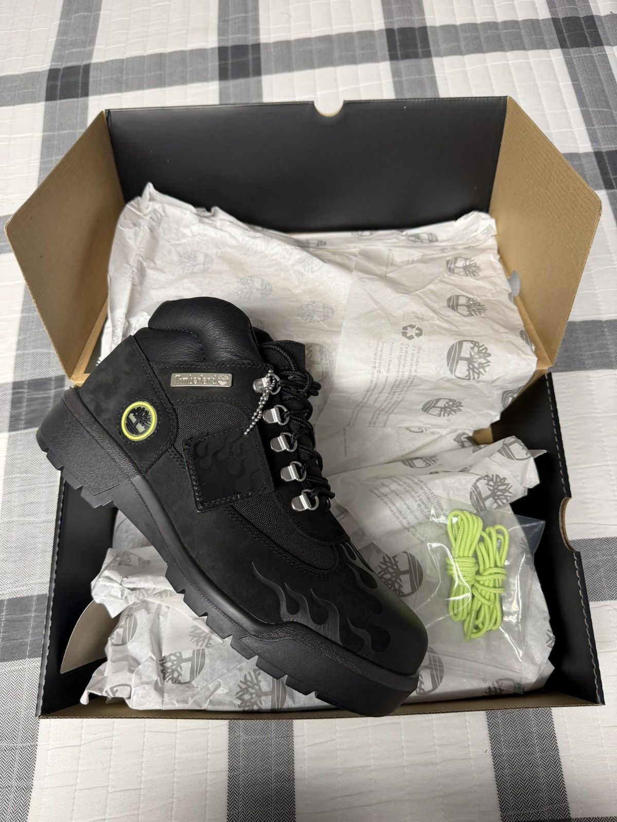 Timberland Brand New size 8.5 LOSO x Timberland Size US 8.5 / EU 41-42 - 2 Thumbnail