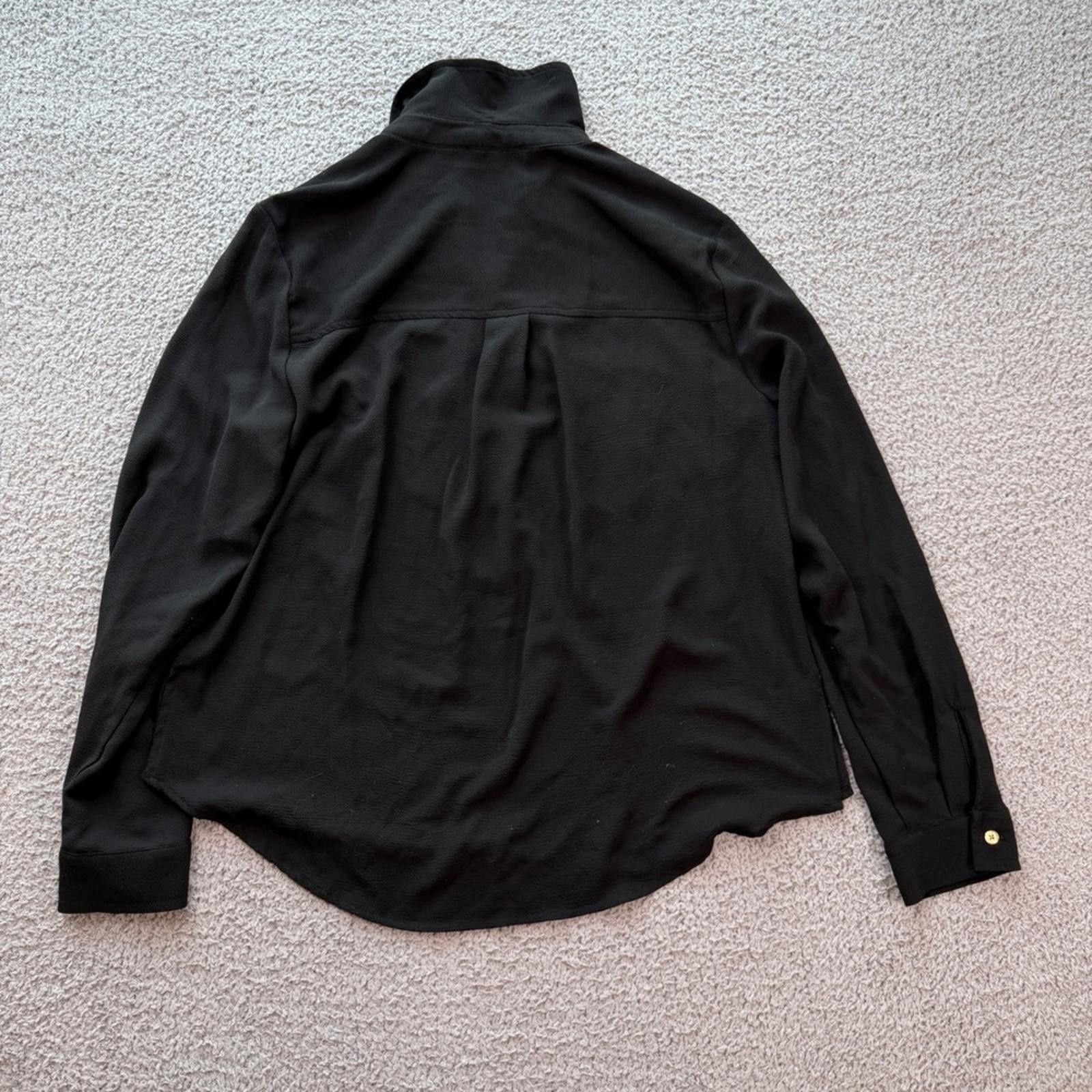 Michael Kors Michael Michael Kors Women Black Half Zip Roll Tab Blouse L Size L / US 10 / IT 46 - 4 Thumbnail